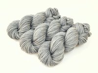 Hand Dyed Yarn, Bulky Weight Superwash Merino Wool - Silver Lining - Indie Dyer Thick Light Grey Knitting Yarn, Tonal Gray Chunky Yarn