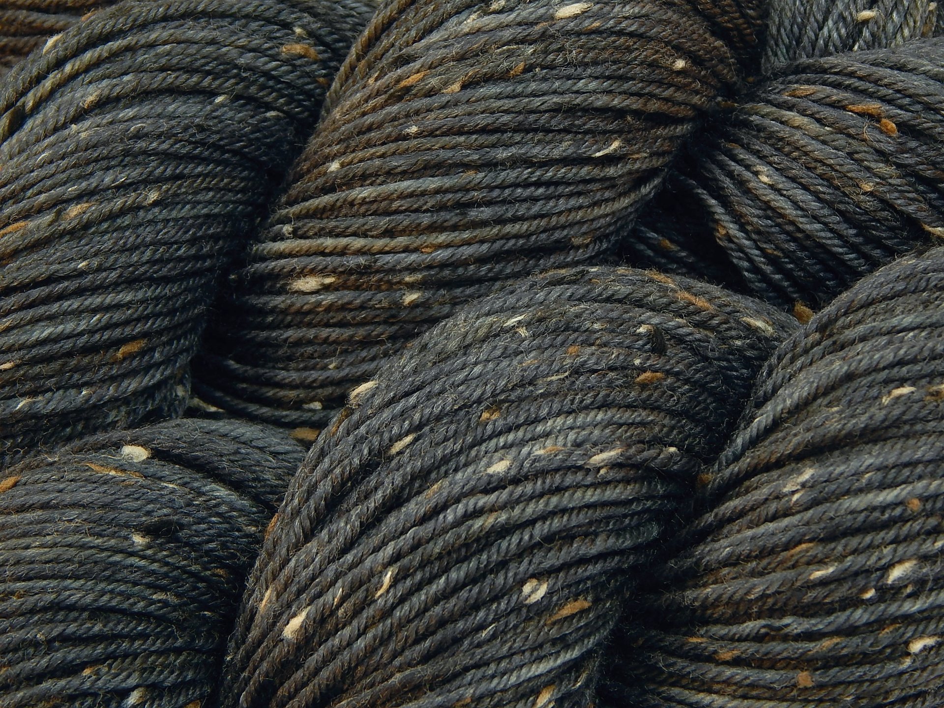 Hand Dyed Yarn, DK Weight Tweed Superwash Merino Wool - Slate Grey Tonal - Indie Dyer Yarn, Charcoal Knitting Yarn with Tweedy Flecks