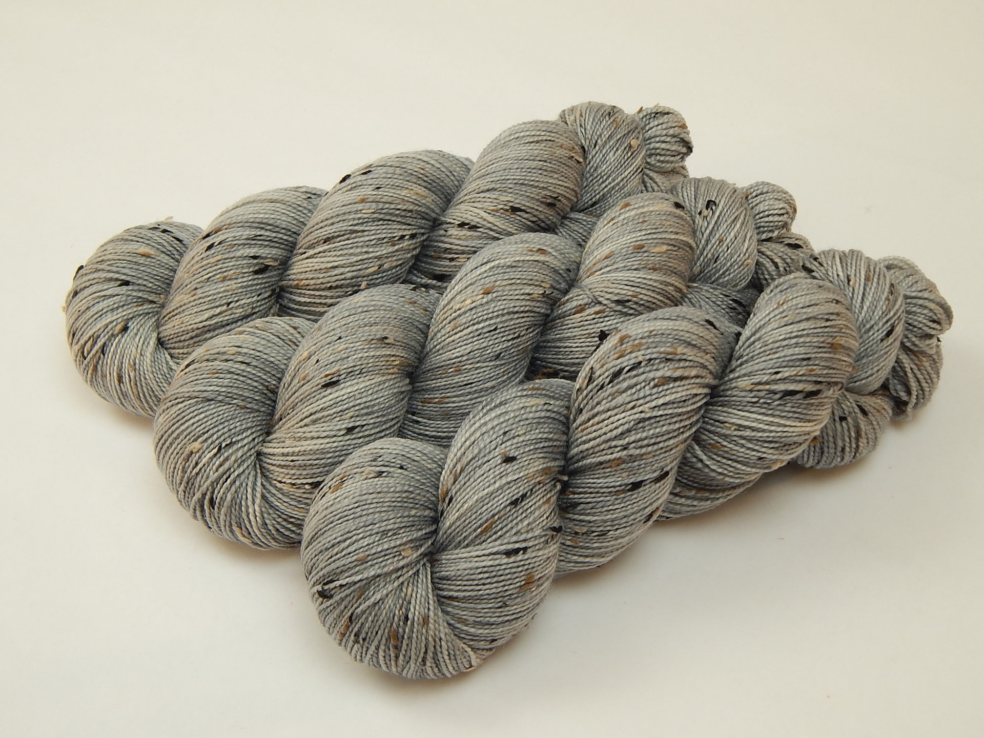 Hand Dyed Yarn, Tweed Fingering Weight Superwash Merino Wool Nylon - Silver Lining - Indie Dyer Knitting Yarn, Light Grey Gray Flecks Sock Yarn