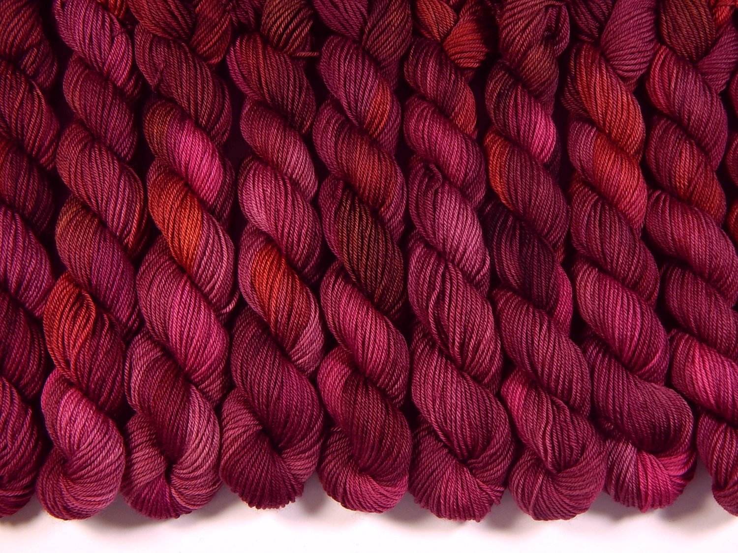 Mini Skeins Hand Dyed Yarn, Sock Weight 4 Ply Superwash Merino Wool - Merlot Multi - Burgundy Red Fingering Knitting Crochet Yarn, DIY Gift