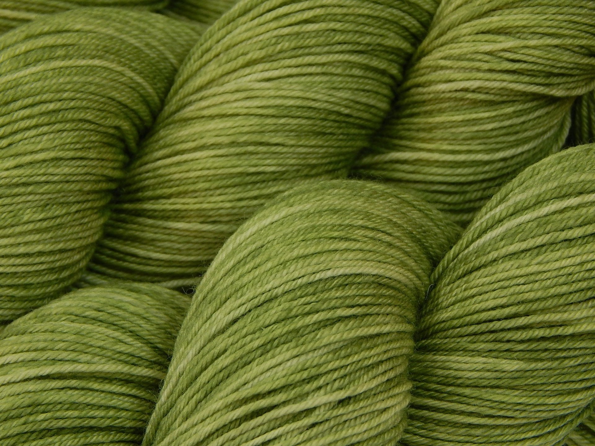Hand Dyed Sock Yarn, Fingering Weight 4 Ply Superwash Merino Wool - Green Tea - Light Olive Knitting Yarn, Avocado Hand Dyed Yarn