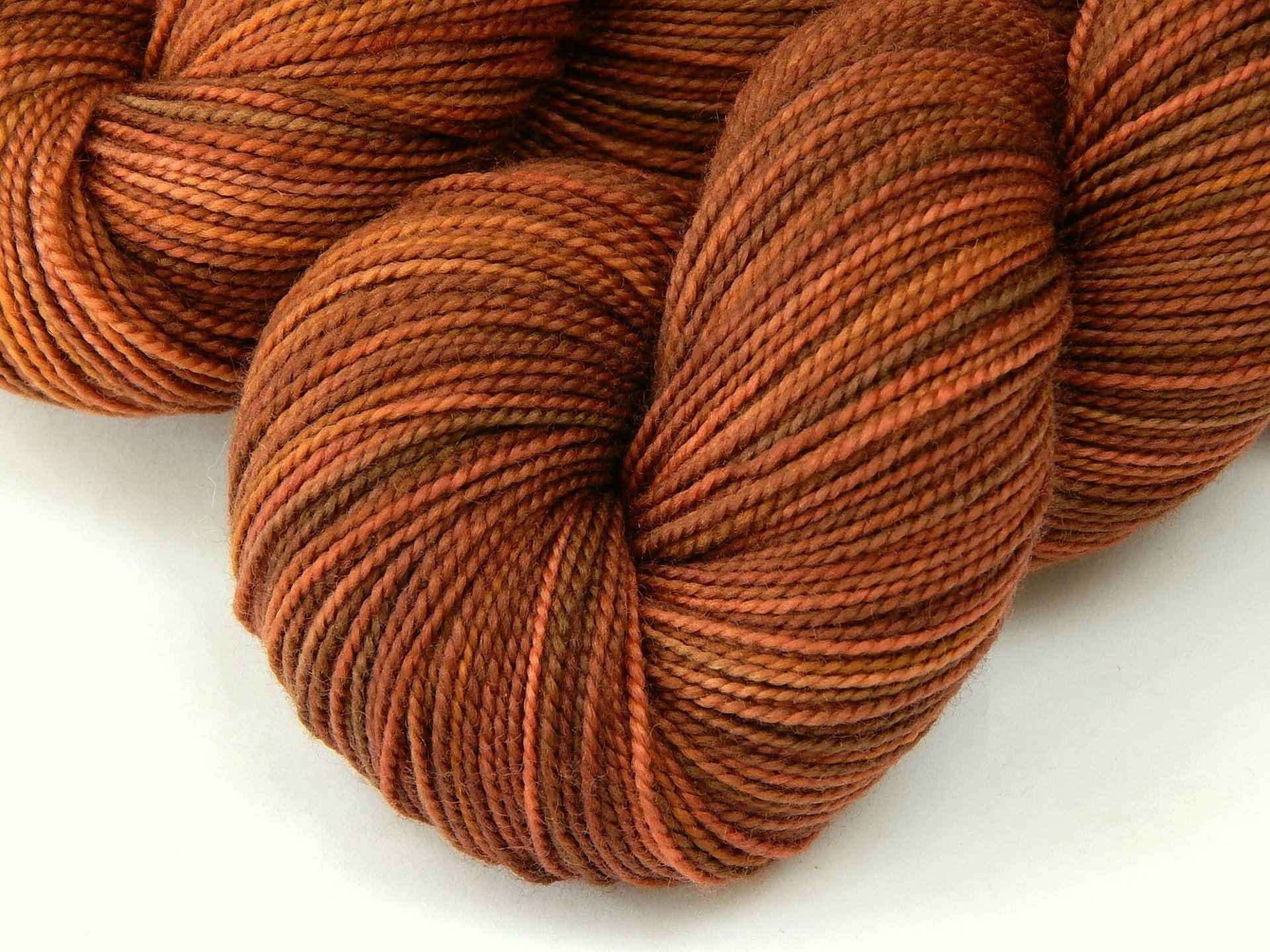 Hand Dyed Yarn, Sock Weight Superwash Merino Wool - Spice - Fingering Yarn in Autumn Colors, Rust Orange Fall Sock Yarn, Indie Knitting Yarn