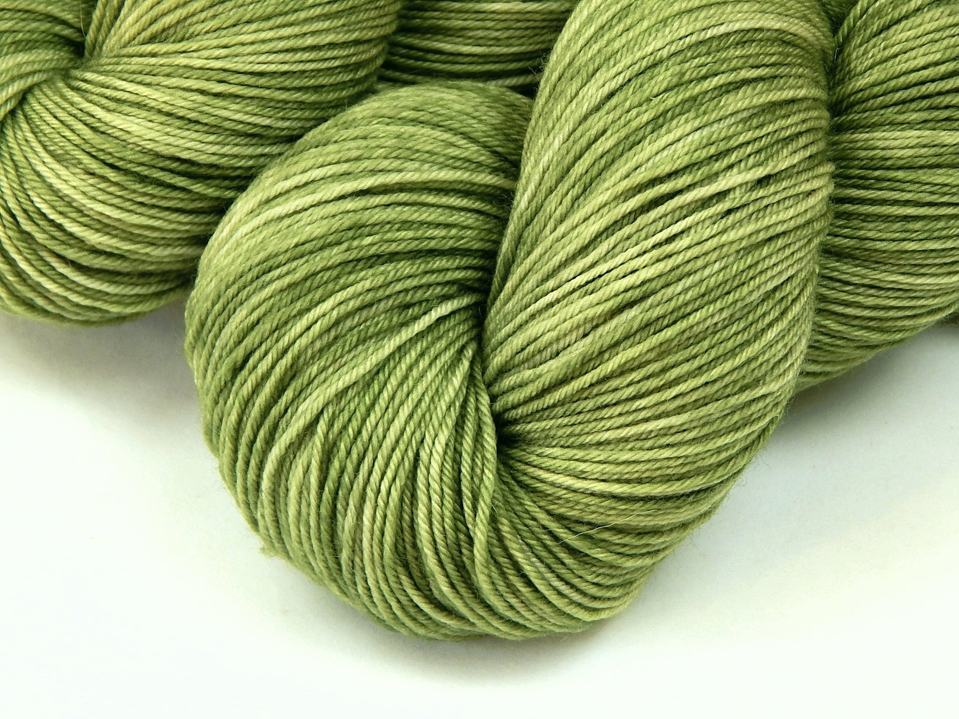 Hand Dyed Sock Yarn, Fingering Weight 4 Ply Superwash Merino Wool - Green Tea - Light Olive Knitting Yarn, Avocado Hand Dyed Yarn