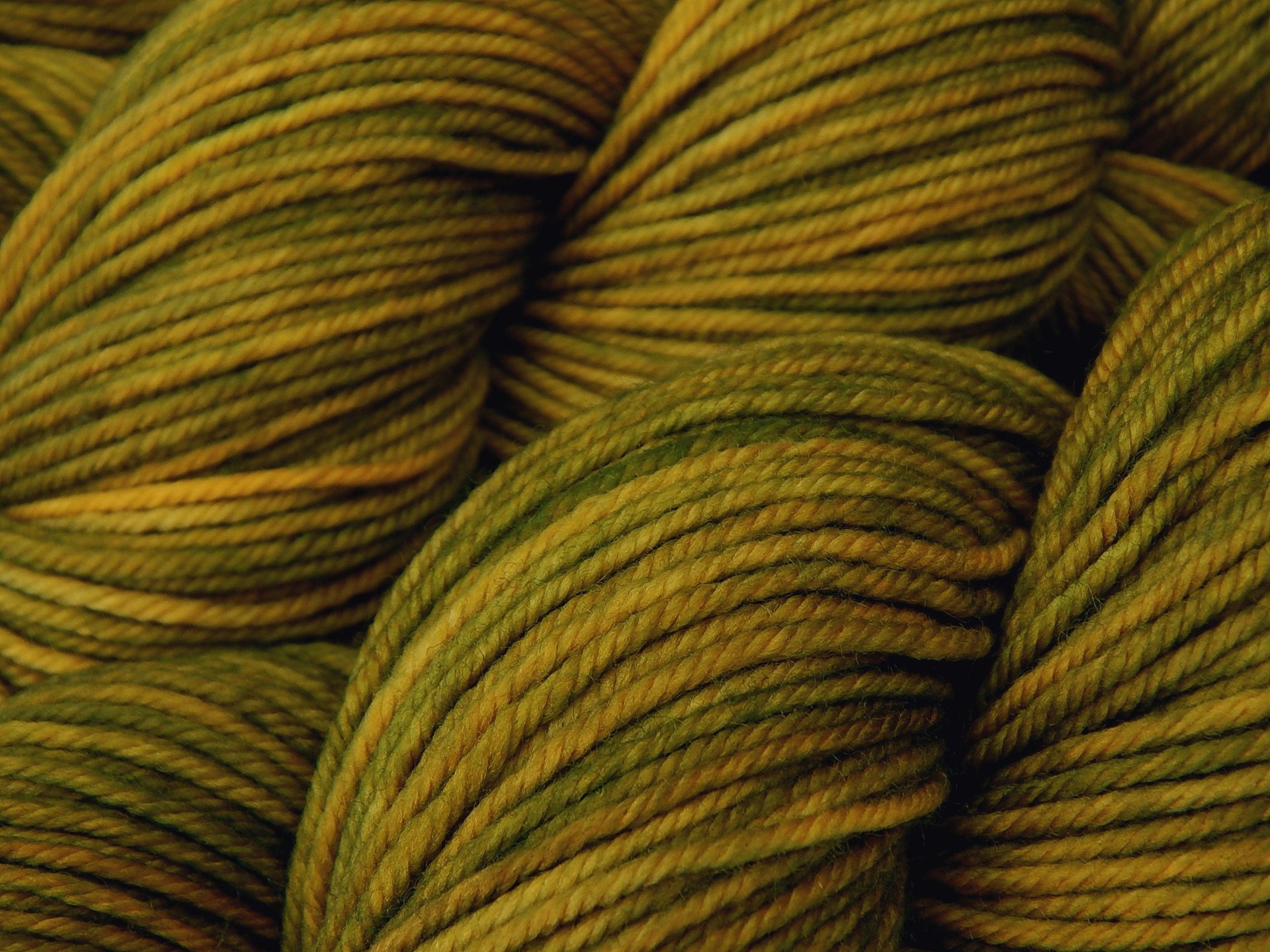 Hand Dyed Yarn, DK Weight Superwash Merino Wool - Olive Oil Tonal - Indie Dyed Yarn, Golden Green Bronze Wool Yarn, Hand Knitting Supply