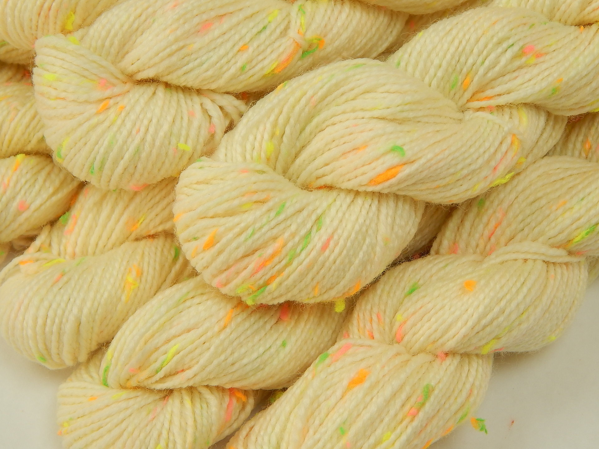 Sock Yarn Mini Skeins, Fingering Weight Superwash Merino Wool & Nylon - NEON TWEED UNDYED - Natural Cream Off White Knitting Yarn with Neon-Colored Tweedy Neps