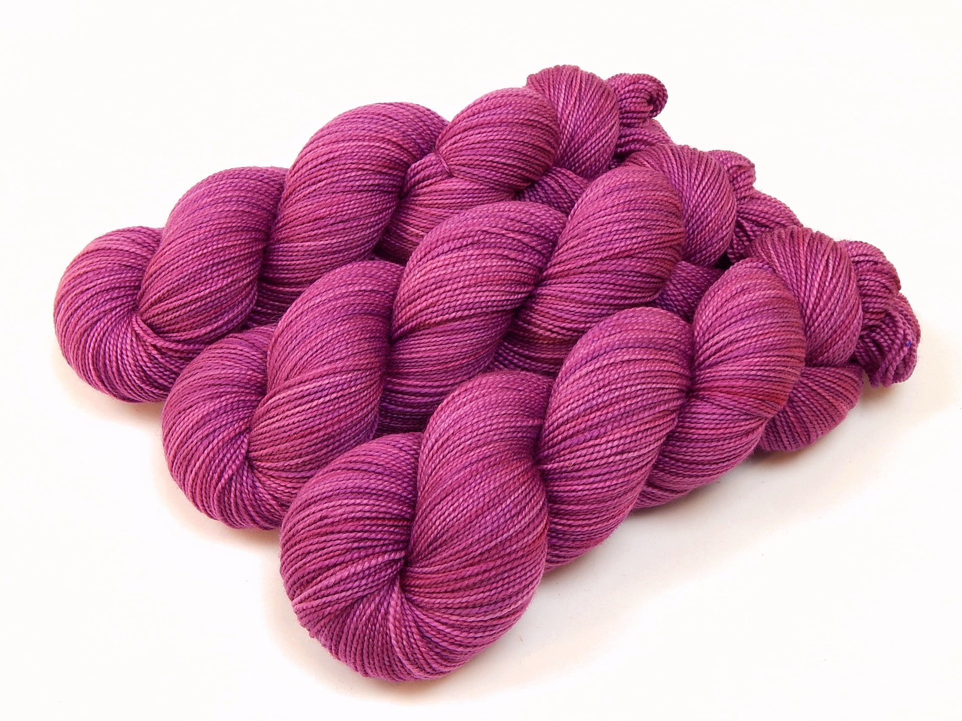 Hand Dyed Yarn, Fingering Sock Weight Superwash Merino Wool , Orchid , Indie Knitting Yarn, Magenta Fuchsia Purple Sock Yarn, Weaving Supply 