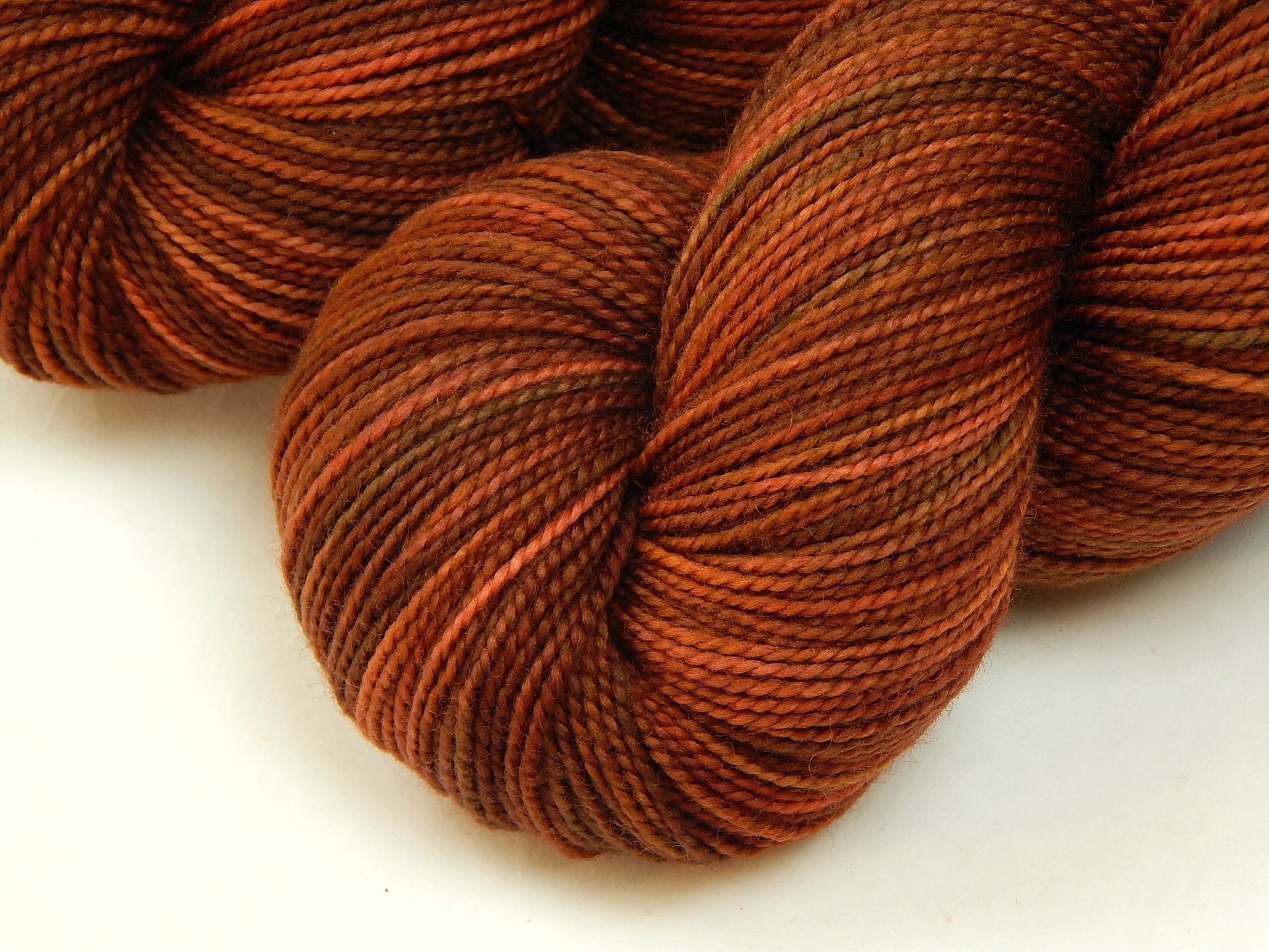 Hand Dyed Yarn, Sock Weight Superwash Merino Wool - Spice - Fingering Yarn in Autumn Colors, Rust Orange Fall Sock Yarn, Indie Knitting Yarn
