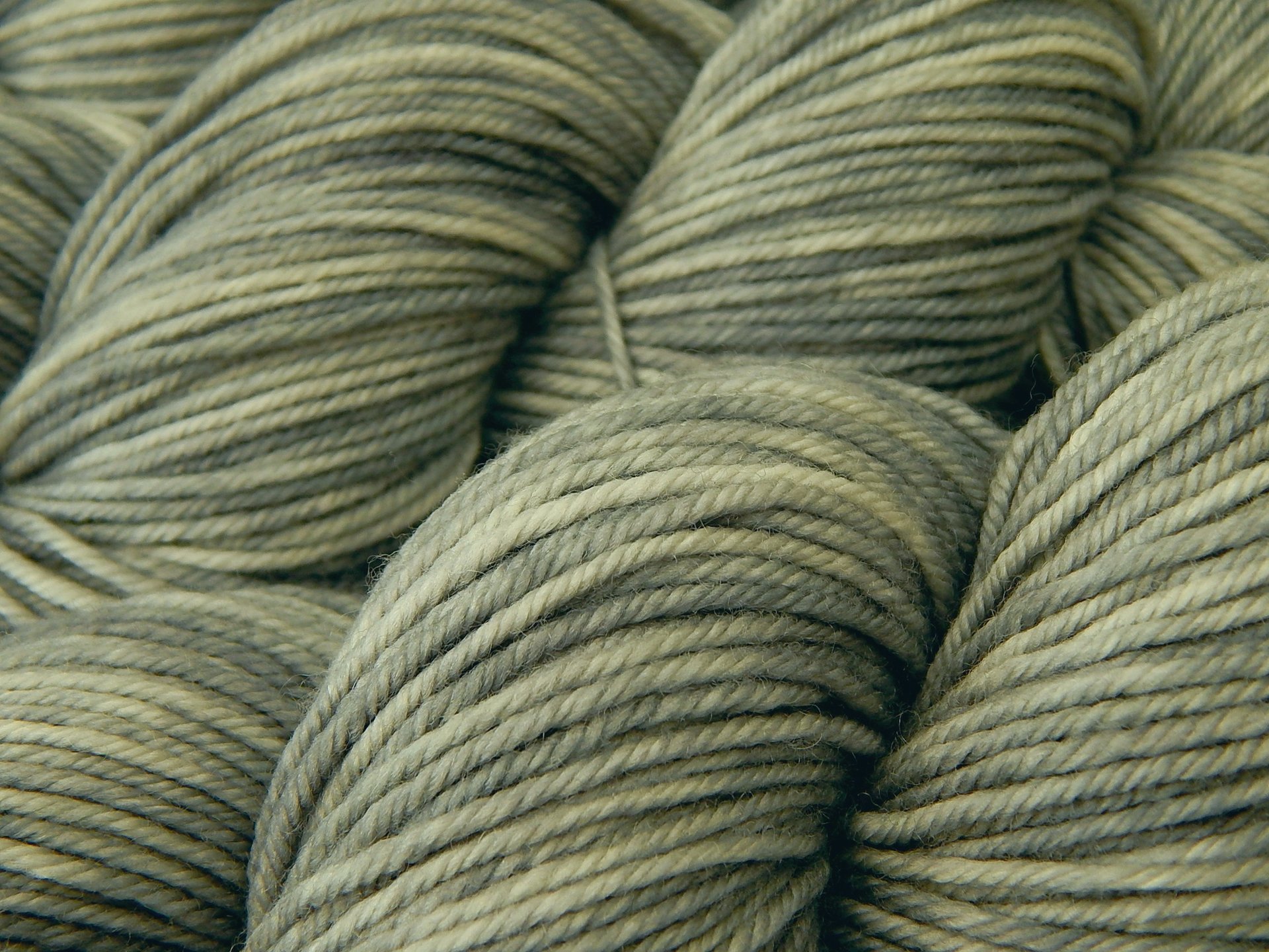 Hand Dyed Yarn, DK Weight 100% Superwash Merino Wool - Silver Lining - Indie Dyed Knitting Yarn, Light Grey Gray Tonal Yarn, Crochet Yarn