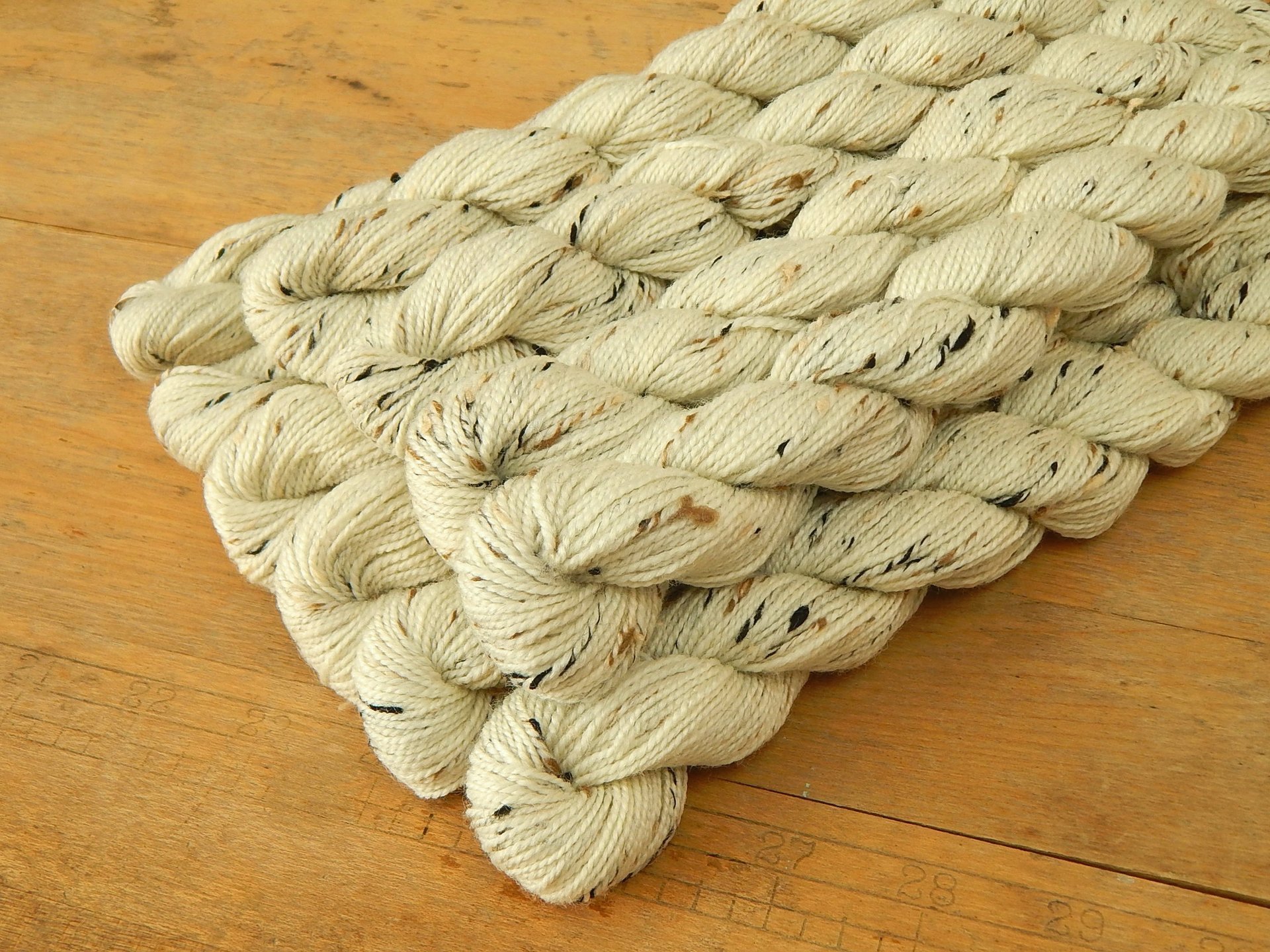 Sock Yarn Mini Skeins, Fingering Weight Superwash Merino Wool & Nylon - TWEED UNDYED - Natural Cream Off White Knitting Yarn with Tweedy Neps