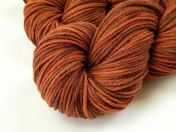 Hand Dyed Yarn, Worsted Weight Superwash Merino Wool - Spice - Indie Dyed Knitting Yarn, Variegated Rust Orange Yarn, Autumn Fall Colors