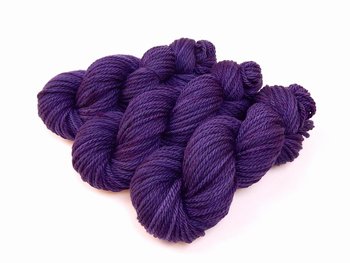 Hand Dyed Yarn, Bulky Weight Superwash Merino Wool - Blackberry Tonal - Soft Thick Dark Purple Knitting Yarn, Tonal Plum Chunky Yarn