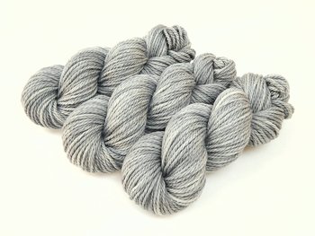 Hand Dyed Yarn, Bulky Weight Superwash Merino Wool - Silver Lining - Indie Dyer Thick Light Grey Knitting Yarn, Tonal Gray Chunky Yarn