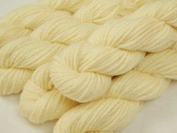 WORSTED WEIGHT Mini Skeins, Superwash Merino Wool - UNDYED - Natural Cream Off White Knitting Yarn, 20g each
