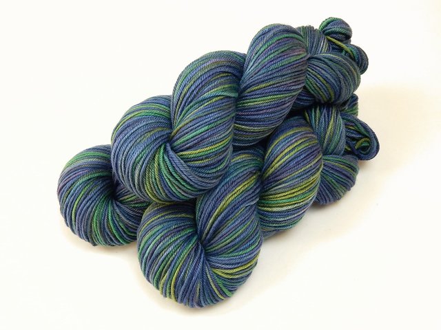 Hand Dyed Cotton Yarn Solid Colored | Dk Weight 100 Grams, 200 Yards, 4 Ply Everglade Green